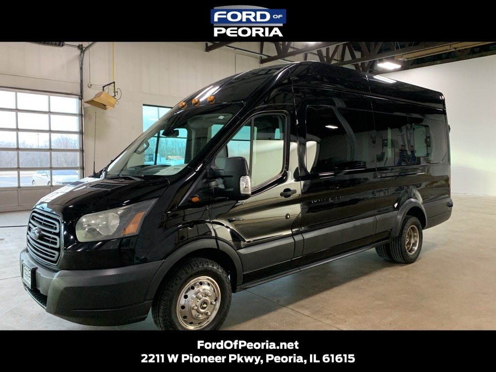 2016 Ford Transit XL's photo