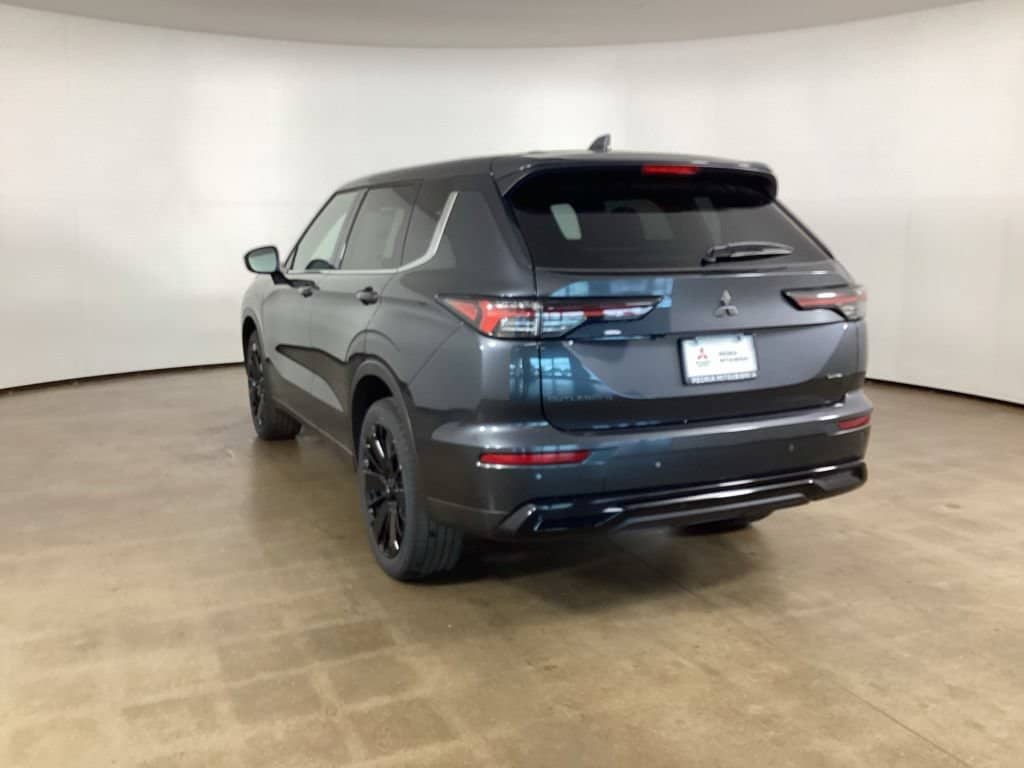 2026 Mitsubishi Outlander LE - Photo 7