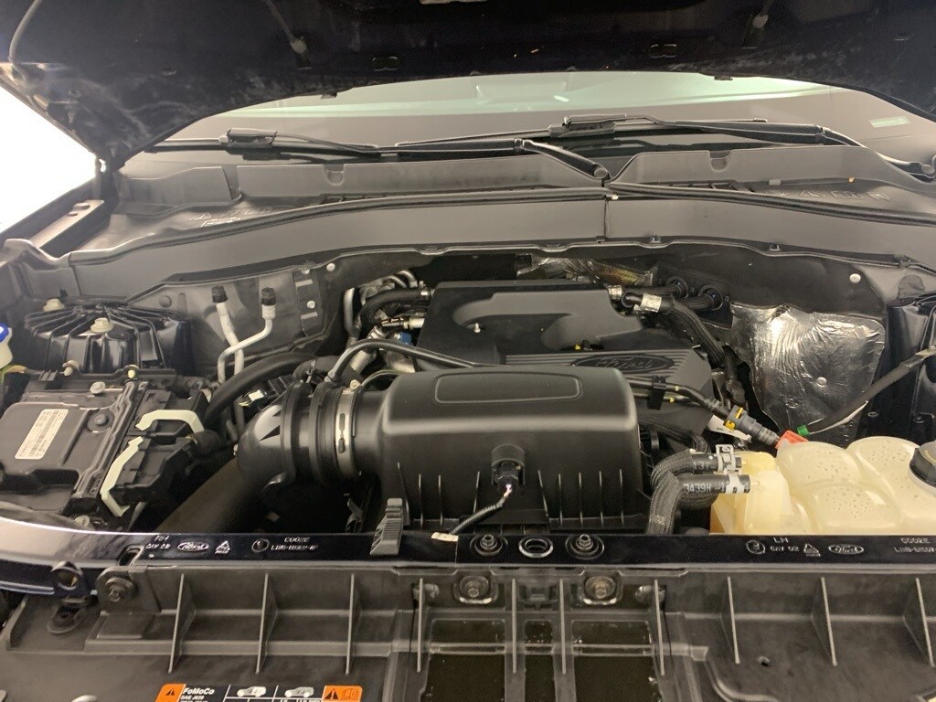 2020 Ford Explorer XLT photo 2