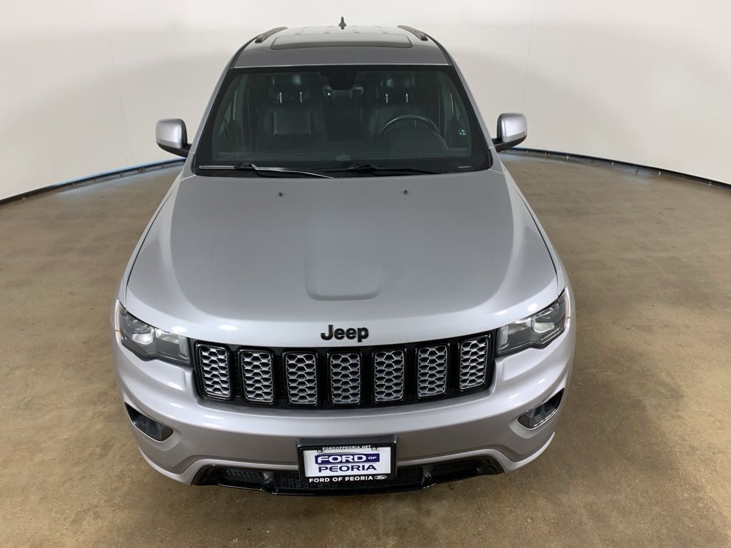 Used 2018 Jeep Grand Cherokee Altitude SUV