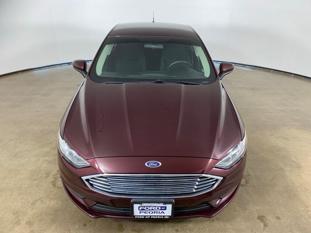 Used 2017 Ford Fusion SE Sedan