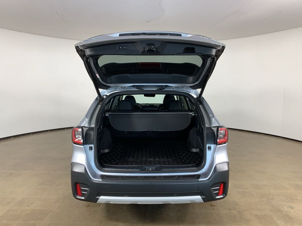 2022 Subaru Outback Limited - Photo 12