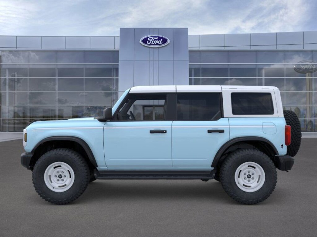 New 2025 Ford Bronco Heritage Edition Heritage Edition Advanced 4x4