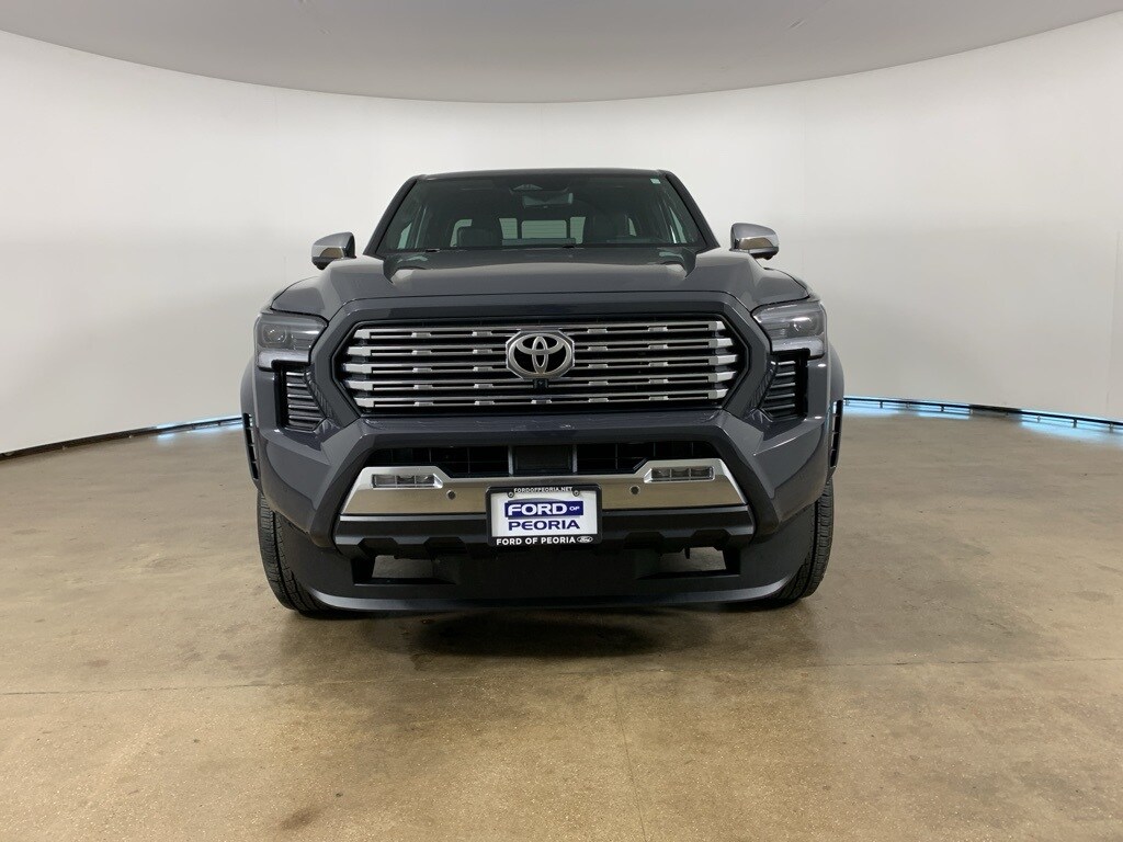 2024 Toyota Tacoma Limited photo 2