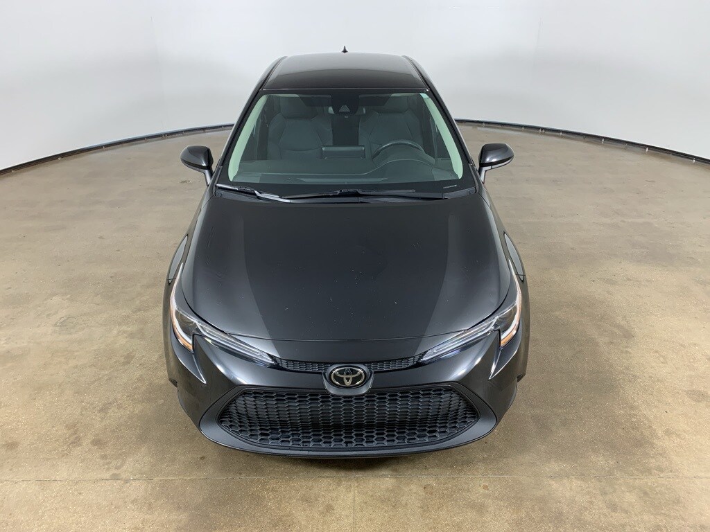 2022 Toyota Corolla LE photo 3