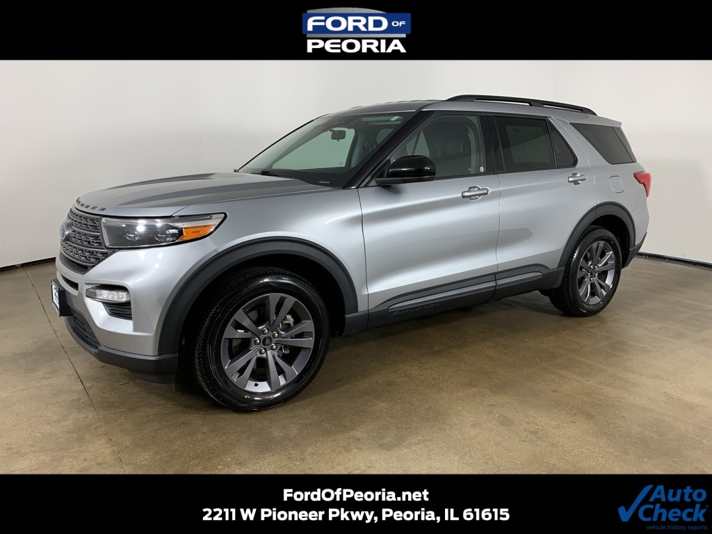 2022 Ford Explorer XLT's photo