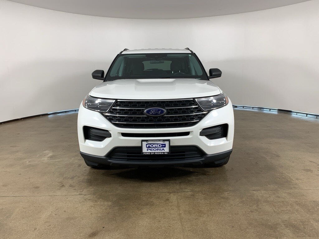 2022 Ford Explorer XLT photo 3