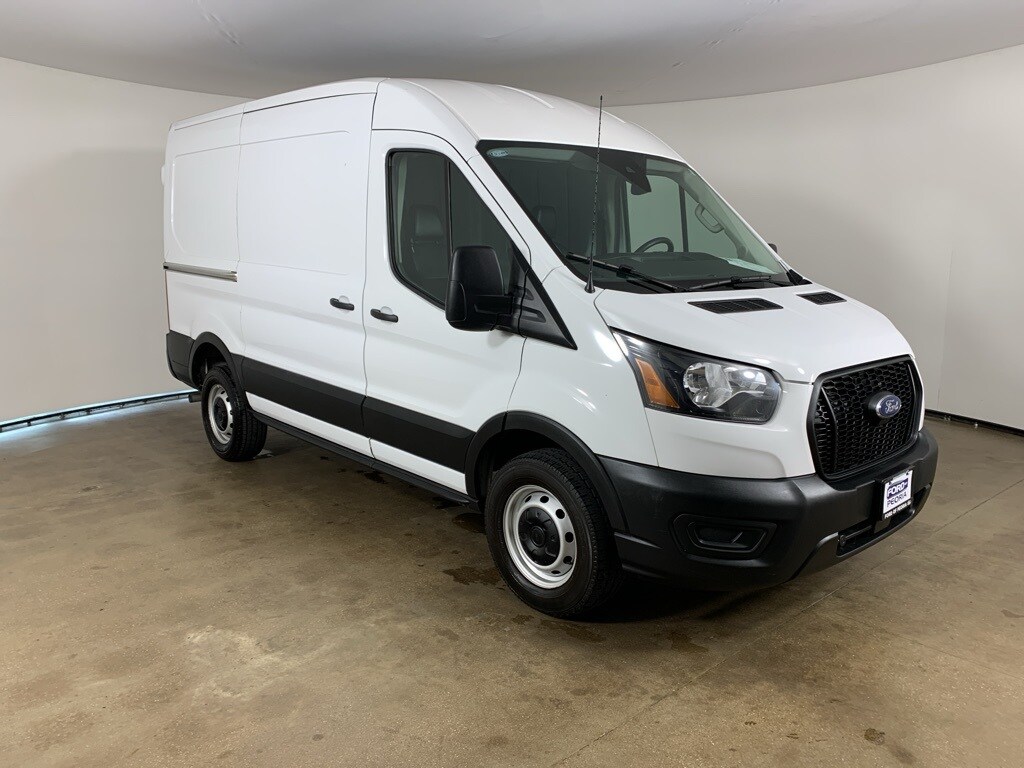 2023 Ford Transit Cargo Van photo 4
