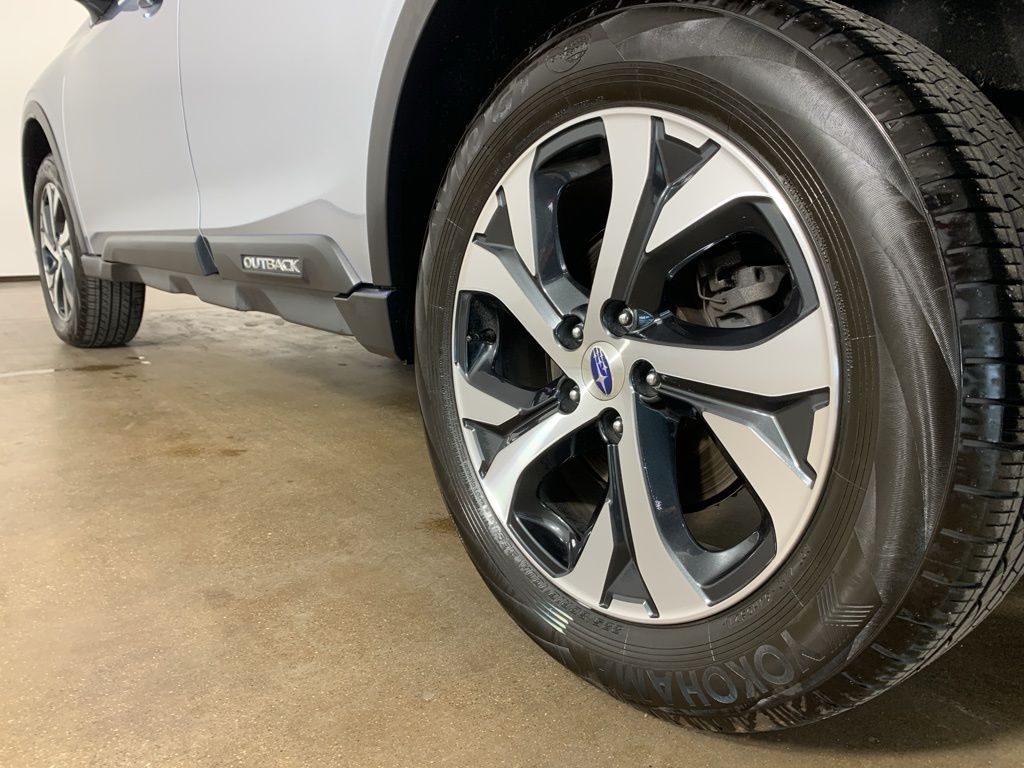 2022 Subaru Outback Limited - Photo 15