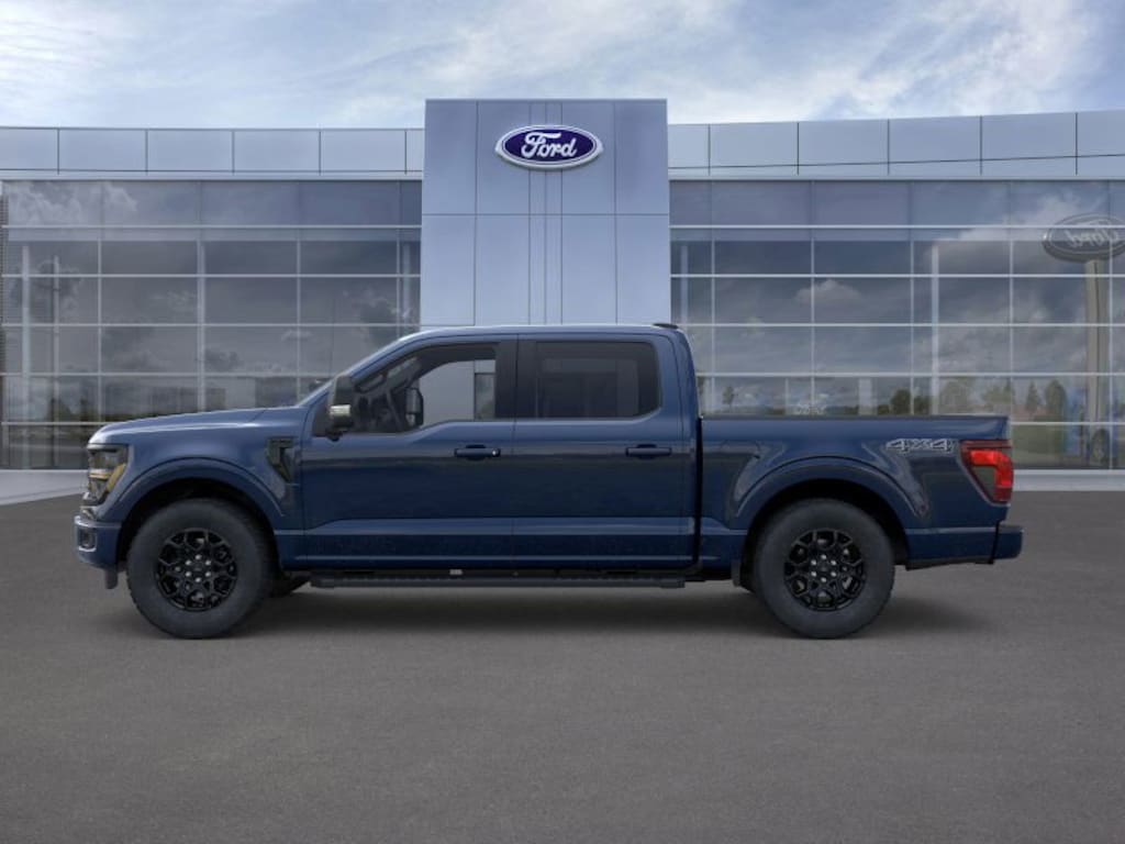 New 2025 Ford F-150 XLT XLT 4WD SuperCrew 5.5 Box