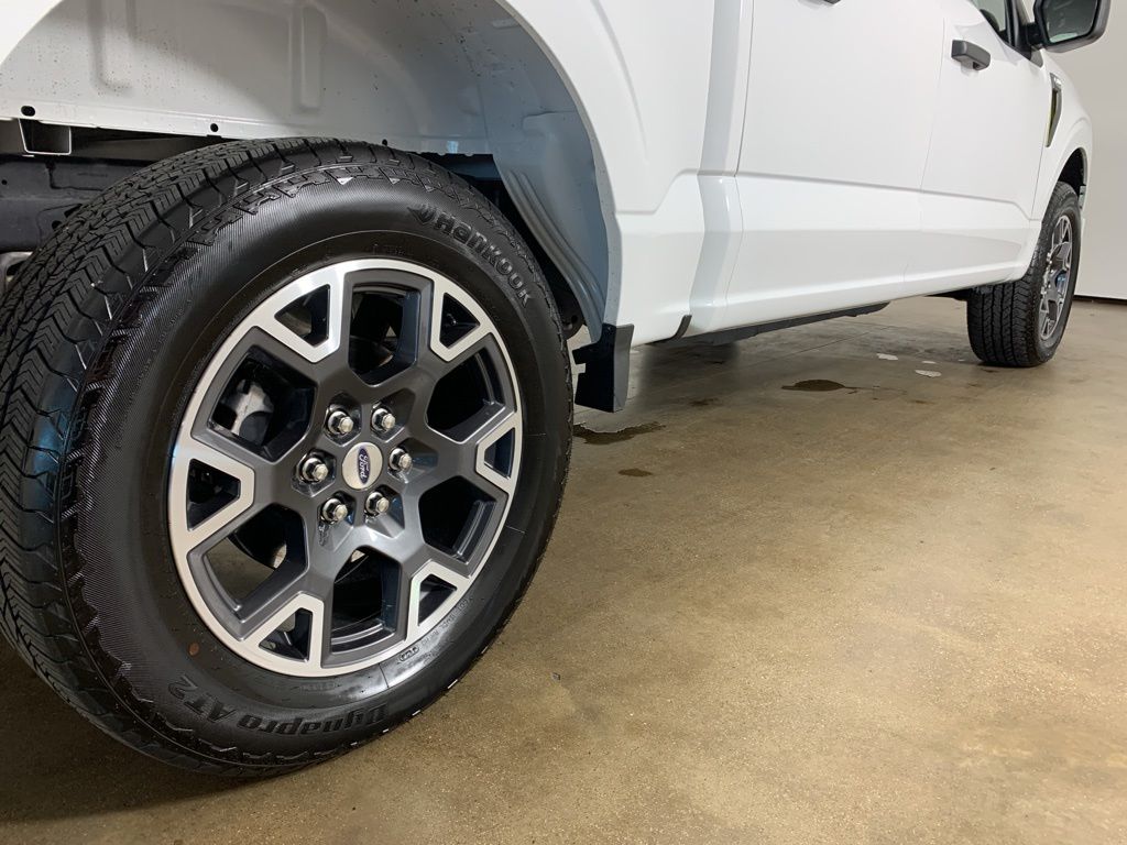 2025 Ford F-150 STX - Photo 9