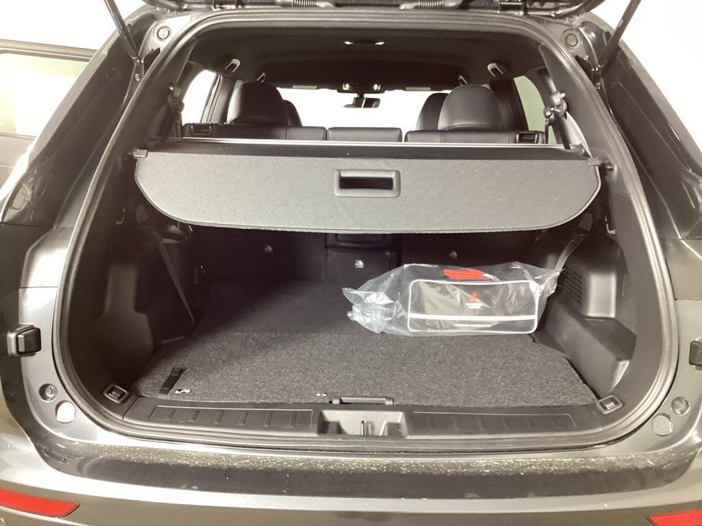 2026 Mitsubishi Outlander LE - Photo 24