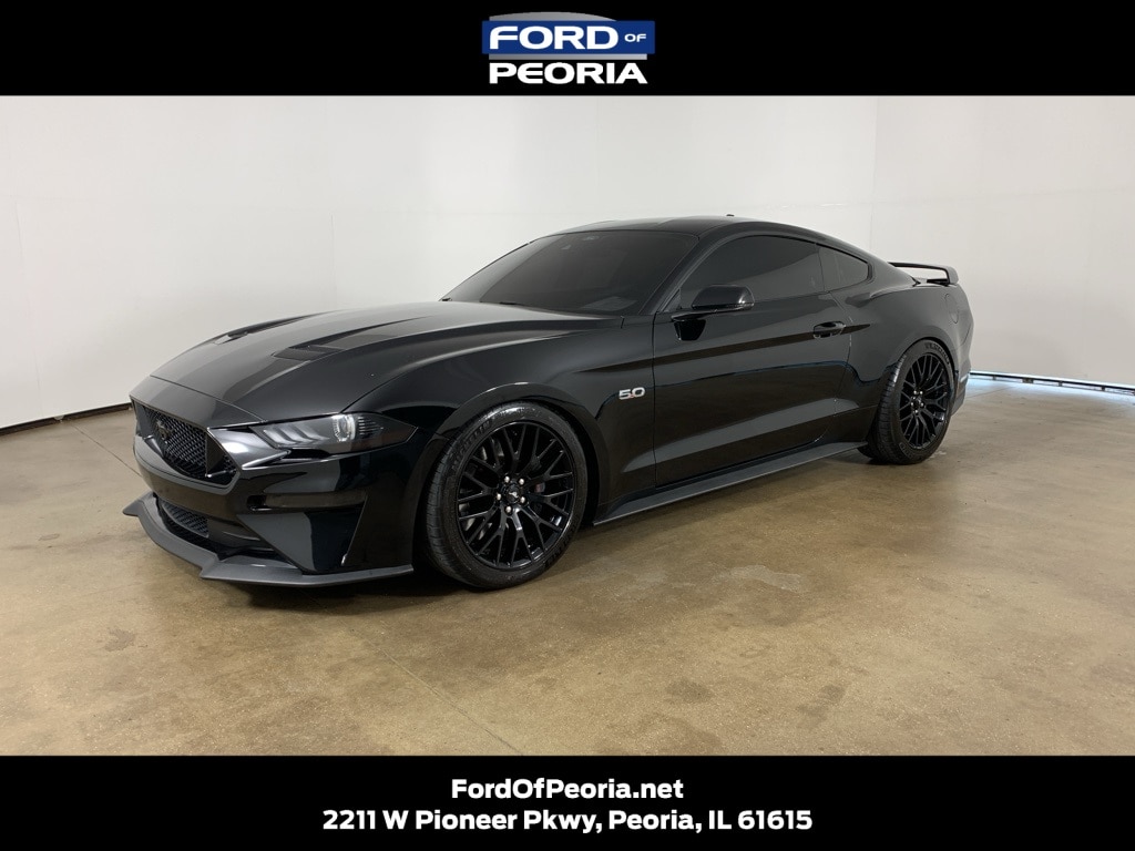 2022 Ford Mustang GT Premium's photo