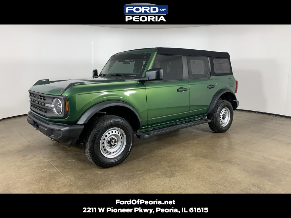 2023 Ford Bronco Base 4x4's photo