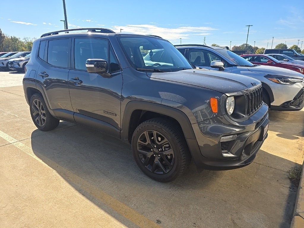Used 2023 Jeep Renegade Altitude SUV