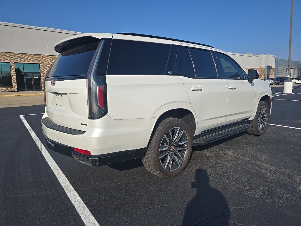 2021 Cadillac Escalade Sport photo 4