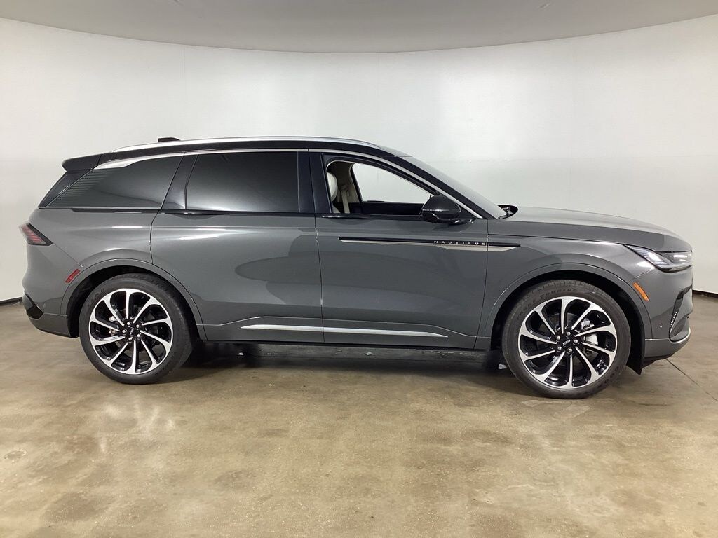 Used 2024 Lincoln Nautilus Black Label SUV