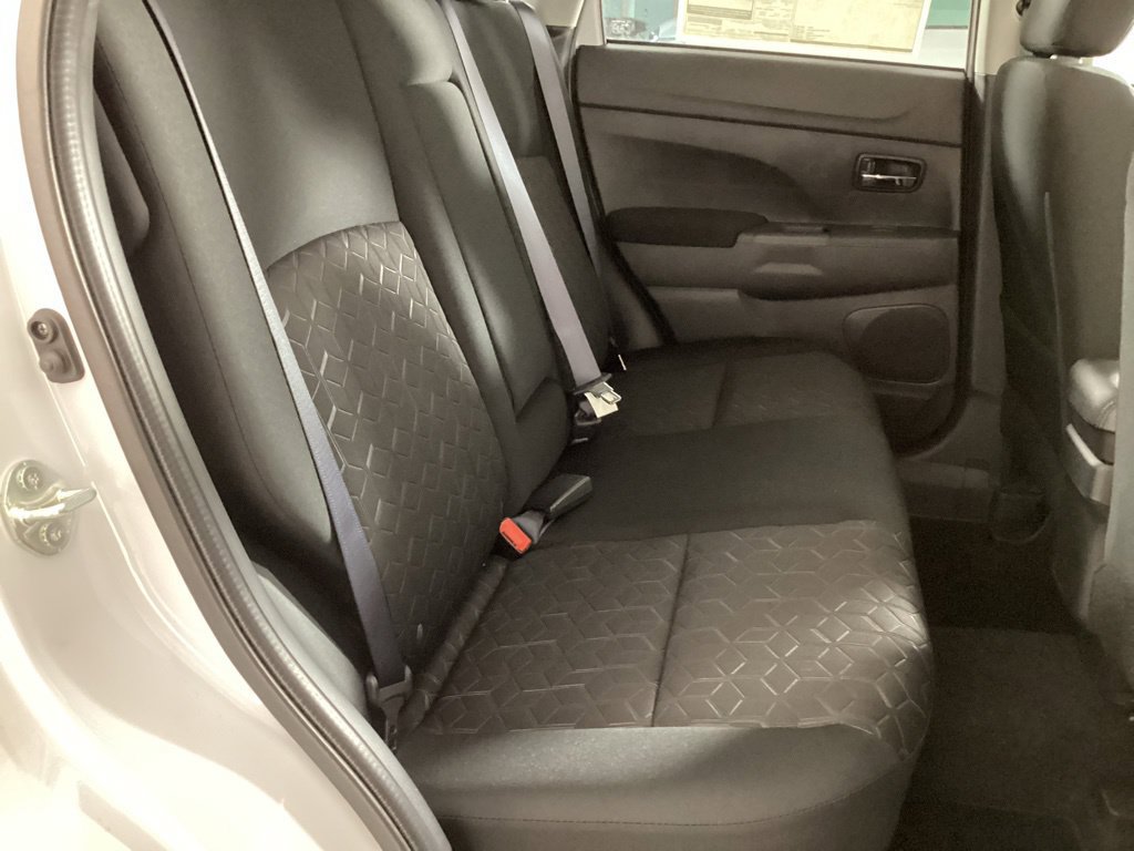 2026 Mitsubishi Outlander Sport ES - Photo 27