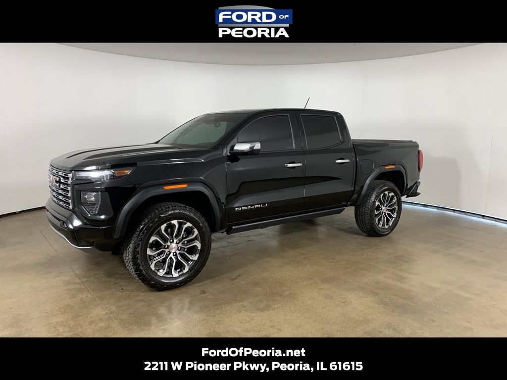 2025 GMC Canyon 4WD Denali Crew Cab Short Box's photo