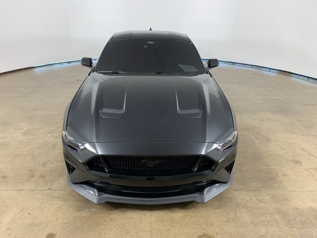 2022 Ford Mustang GT Premium photo 3