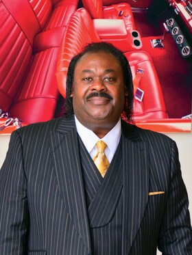 Staff member Willie Crane from ID_856b780d788c