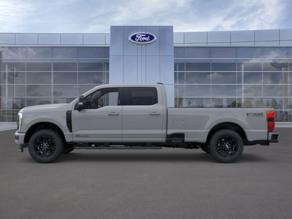 New 2025 Ford Super Duty F-350 SRW LARIAT LARIAT 4WD Crew Cab 8 Box
