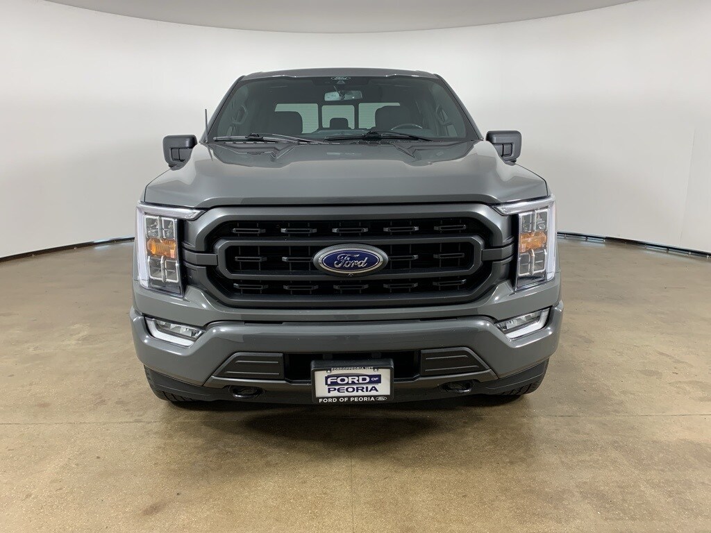 2021 Ford F-150 XLT photo 2