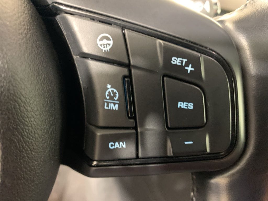 2021 Jaguar F-TYPE R-Dynamic - Photo 24