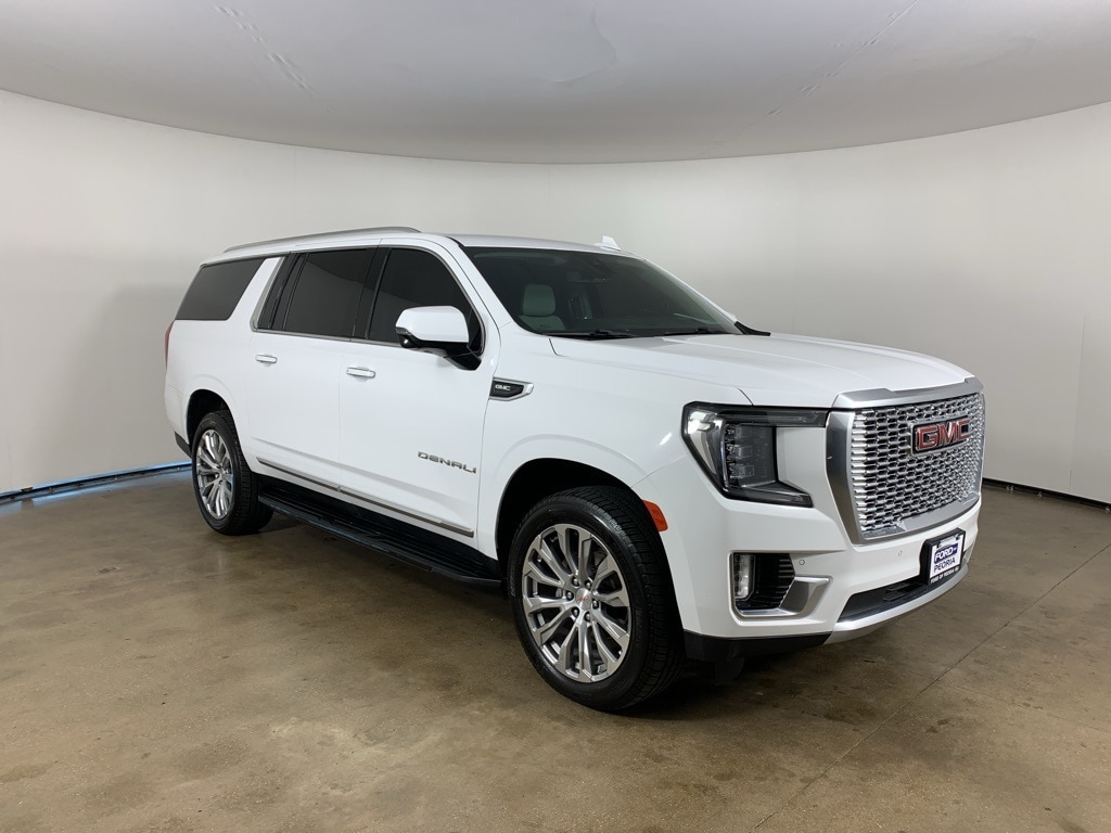 Used 2022 GMC Yukon XL Denali SUV