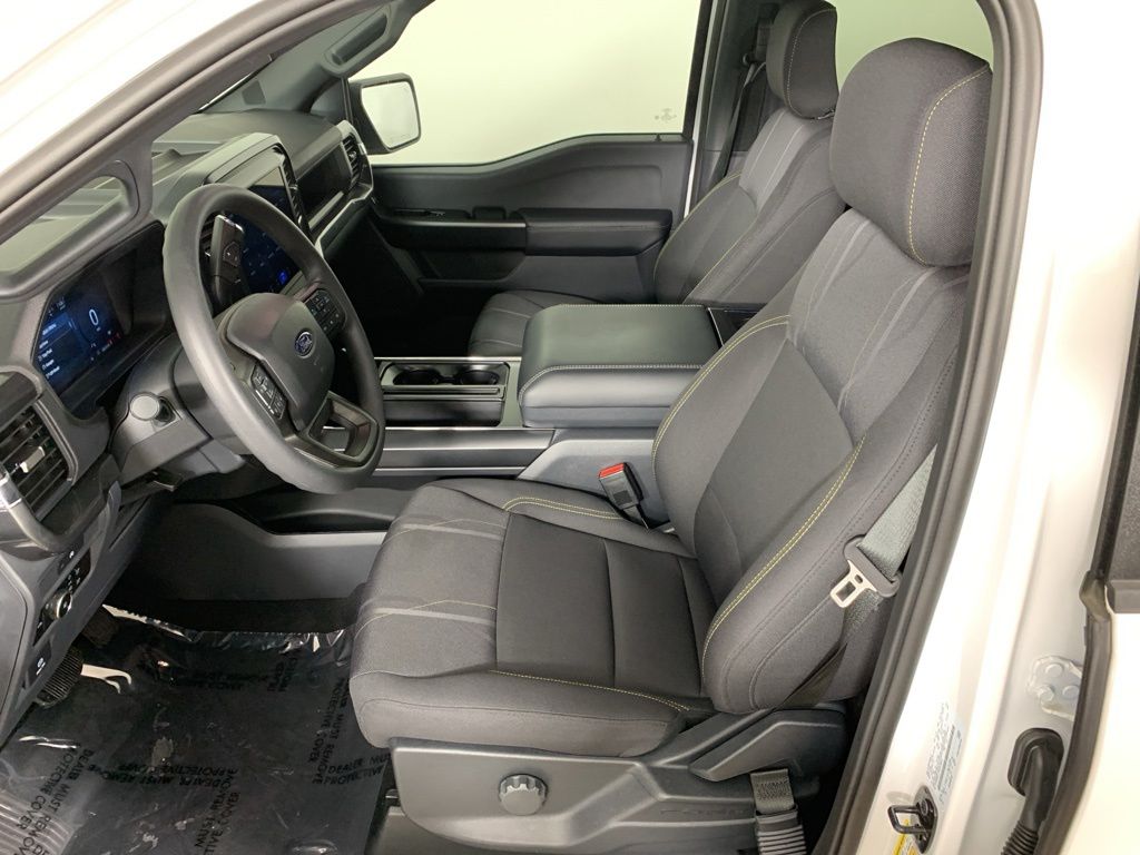 2025 Ford F-150 STX - Photo 27