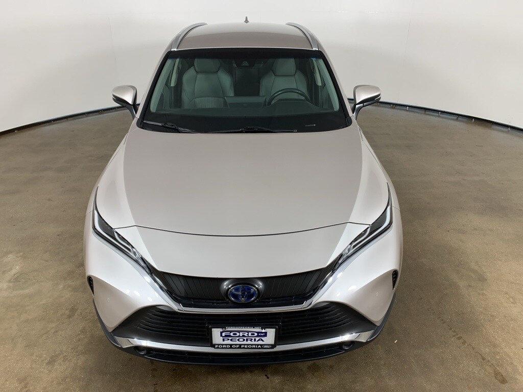2021 Toyota Venza XLE photo 3