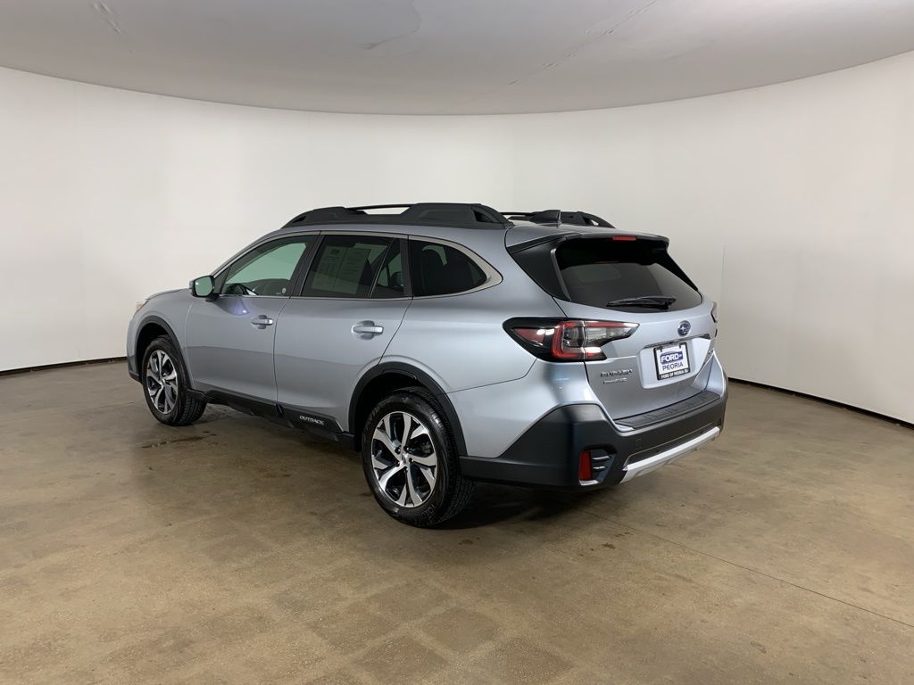 2022 Subaru Outback Limited - Photo 14