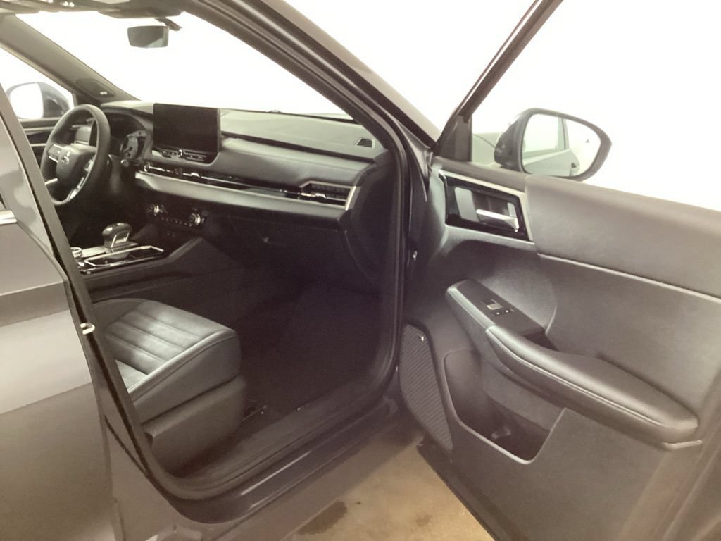 2026 Mitsubishi Outlander LE - Photo 17