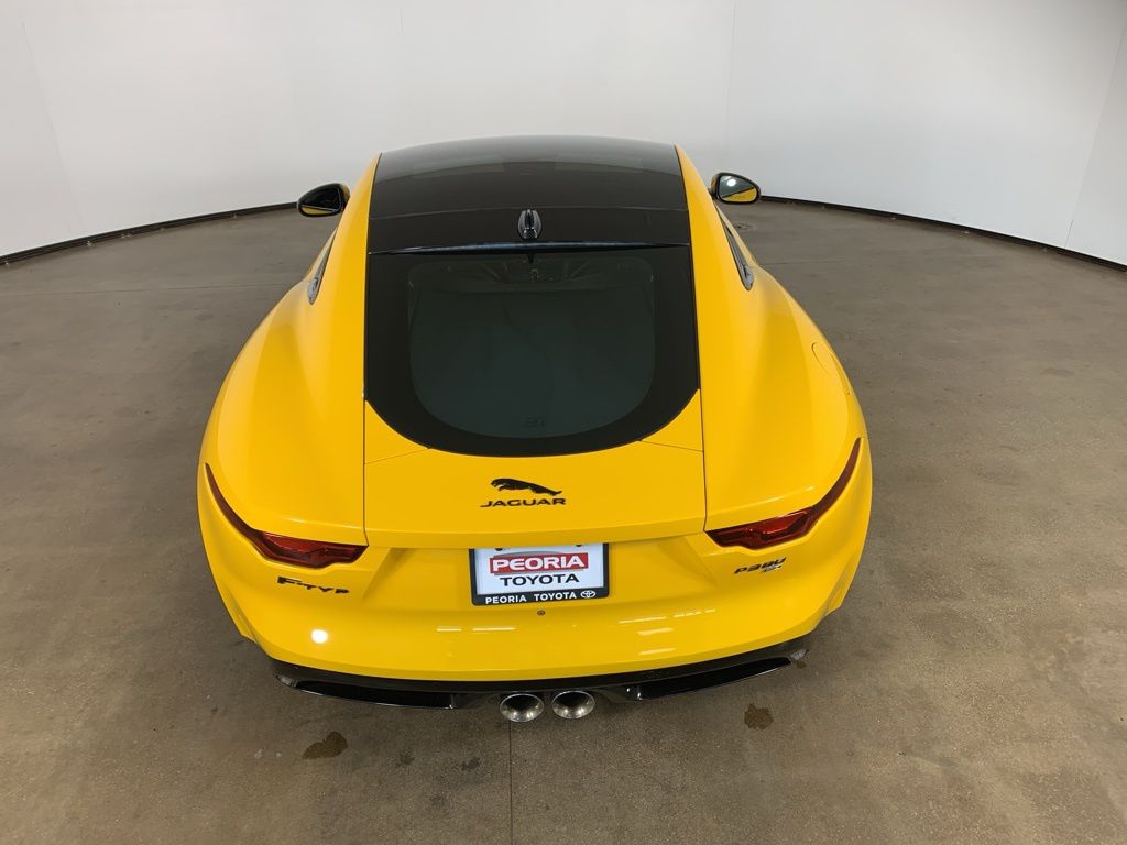 2021 Jaguar F-TYPE R-Dynamic - Photo 11