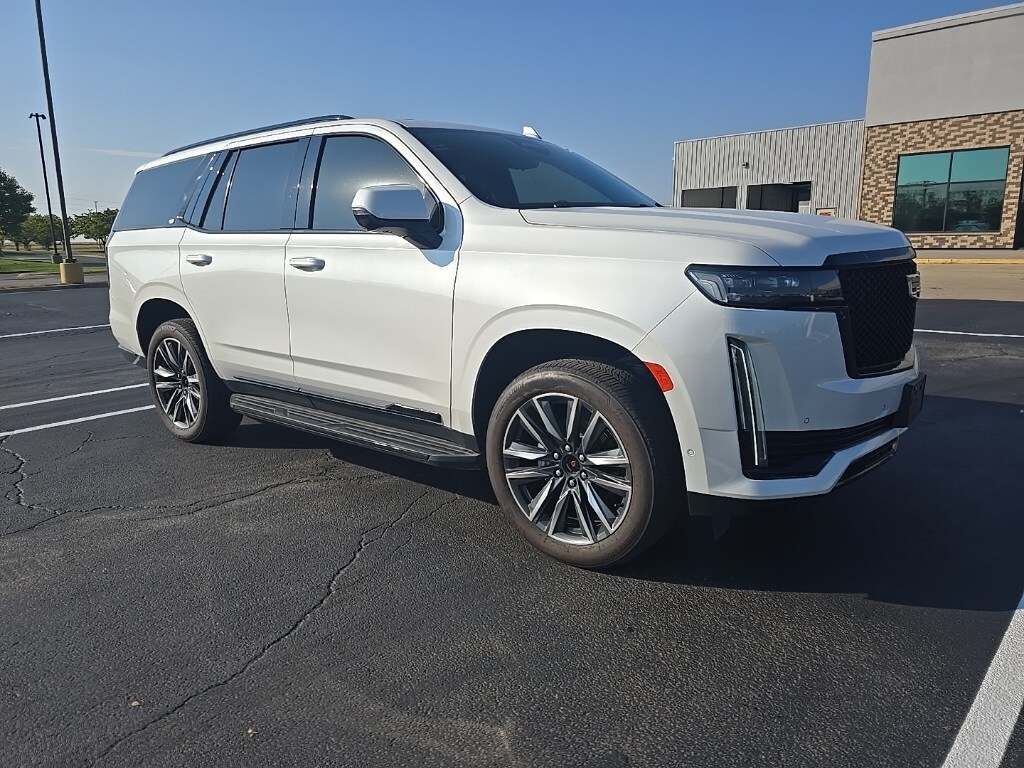 2021 Cadillac Escalade Sport photo 3