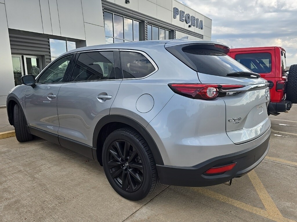 2023 Mazda CX-9 Touring photo 4