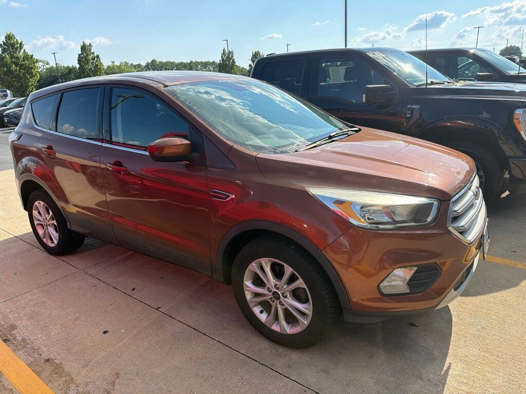 Used 2017 Ford Escape SE SUV
