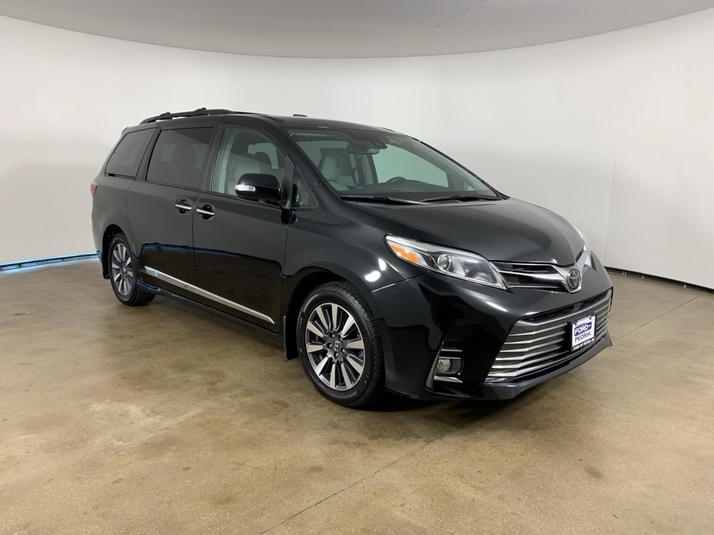 Used 2020 Toyota Sienna Limited Minivan/Van