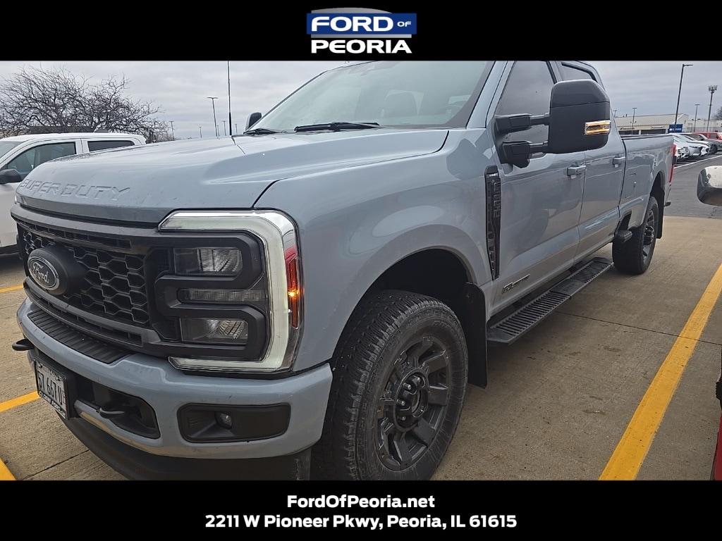 2024 Ford F-250 Super Duty Lariat's photo