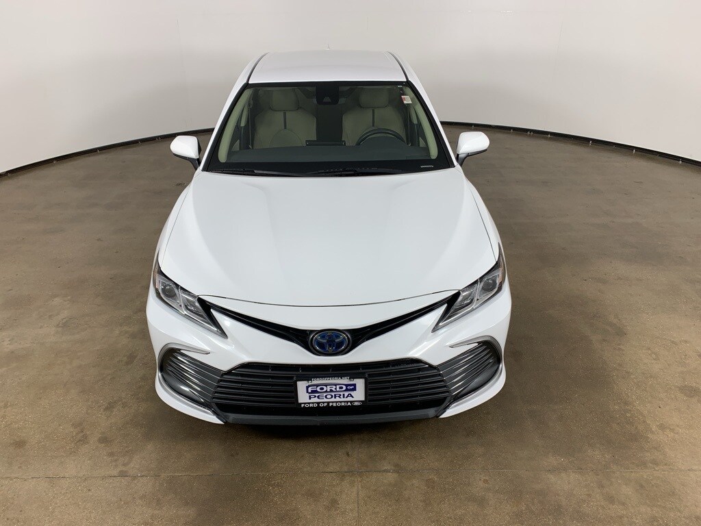 2023 Toyota Camry Hybrid LE photo 4
