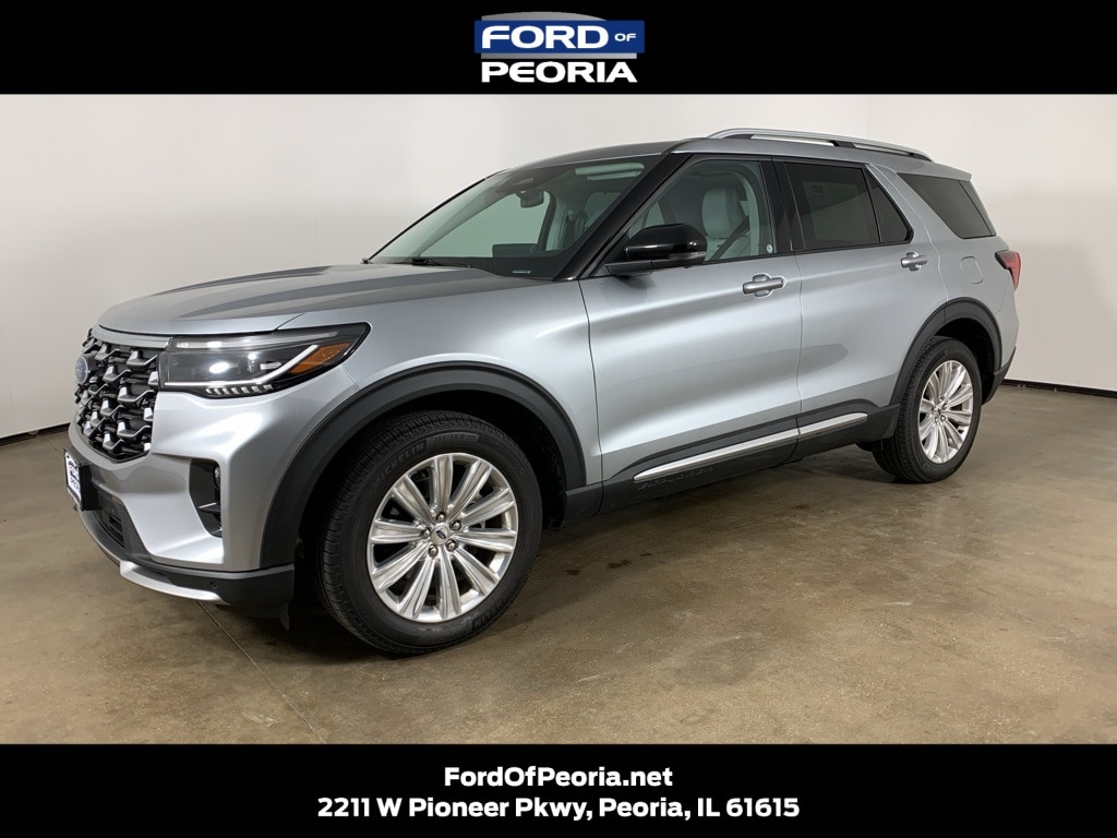 2025 Ford Explorer Platinum's photo