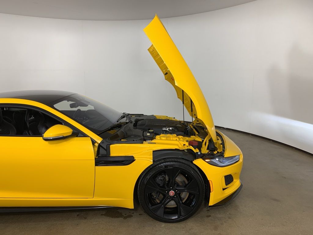 2021 Jaguar F-TYPE R-Dynamic - Photo 38