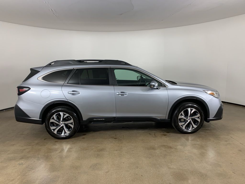 2022 Subaru Outback Limited - Photo 7
