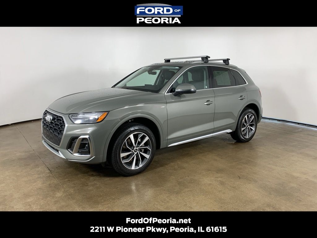 2023 Audi Q5 45 Premium Plus's photo
