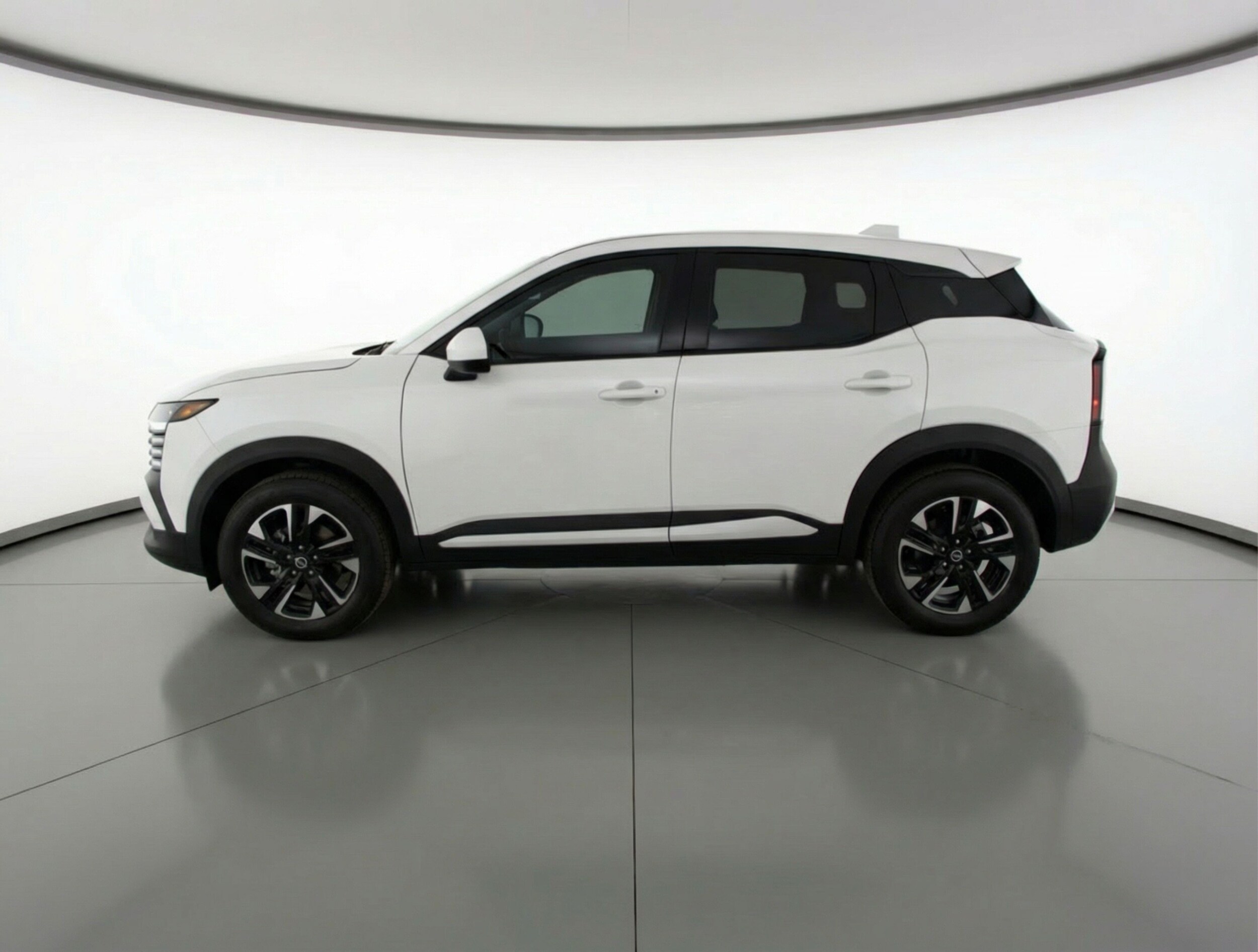 Thumbnail: 2025 Nissan Kicks - 4