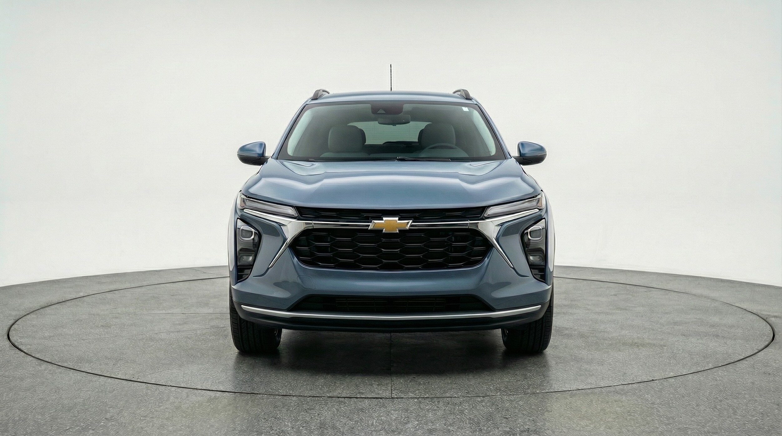 Thumbnail: 2025 Chevrolet Trax - 2