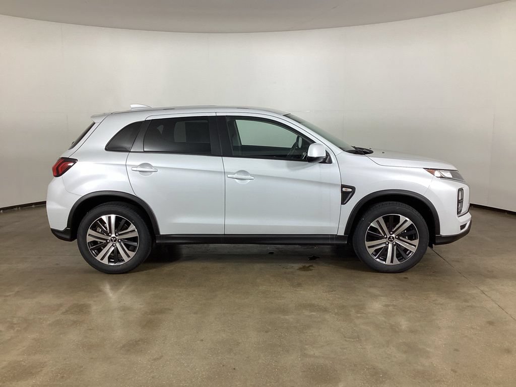 2026 Mitsubishi Outlander Sport ES - Photo 4