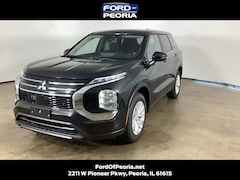 2026 Mitsubishi Outlander ES SUV