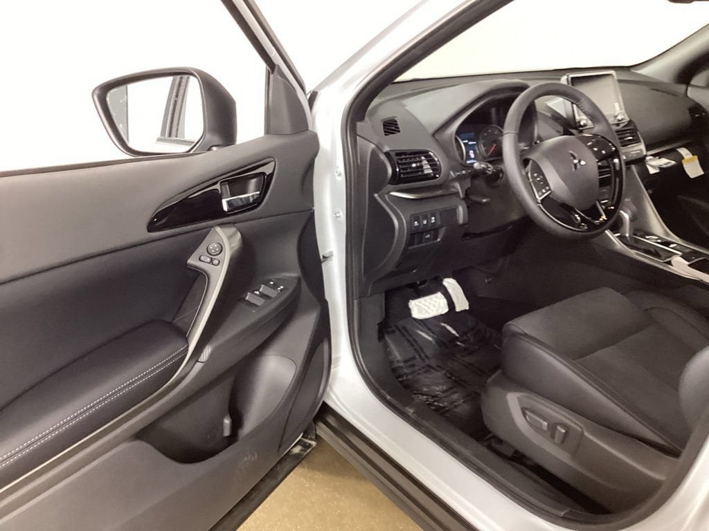 2026 Mitsubishi Eclipse Cross Black Edition - Photo 9