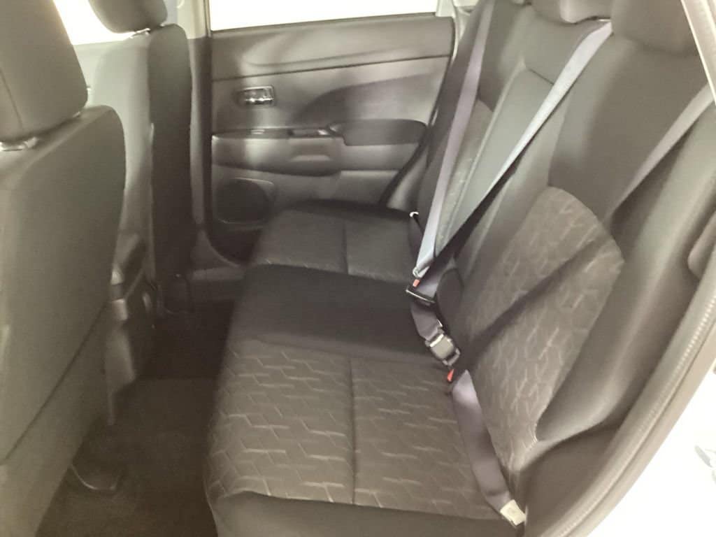 2026 Mitsubishi Outlander Sport ES - Photo 23